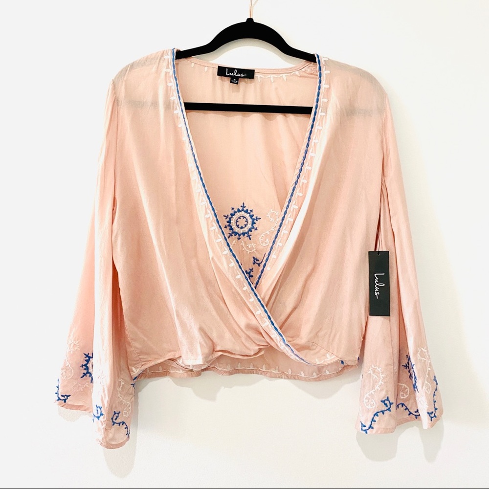 ✨ NWT Lulu’s | Embroidered Wrap Crop Top Shrug